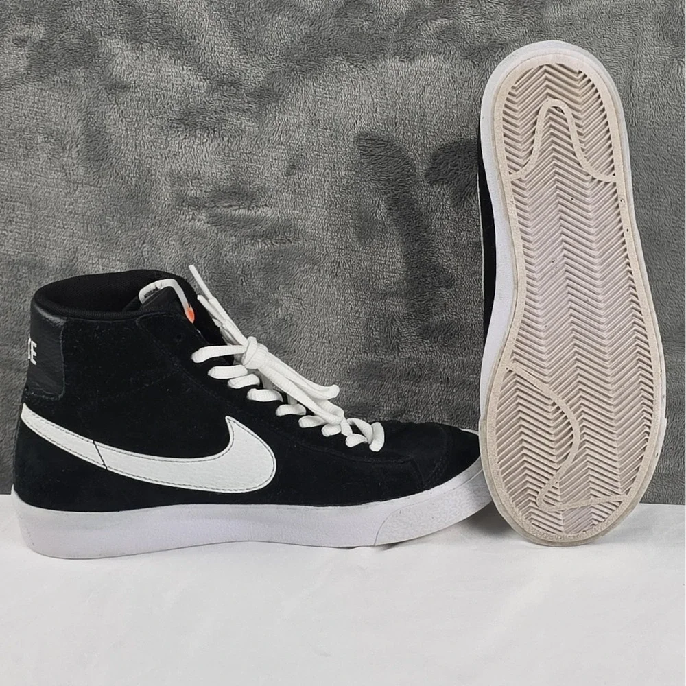 Nike Big Kid's Blazer Mid '77 Suede Black/White-Total Orange (DD3237 002) - 5Y